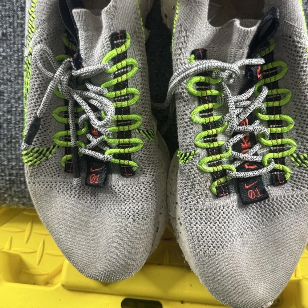 Nike Space Hippie 01 Running Shoes Mens Size‎ 10 Gray Knit Volt DJ3056-004